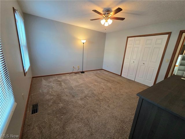 2232 Candlewood Drive, Avon, OH 44011