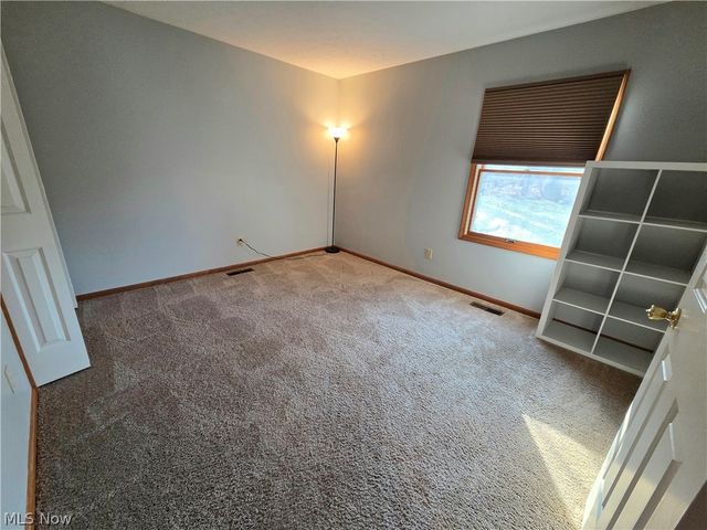 2232 Candlewood Drive, Avon, OH 44011