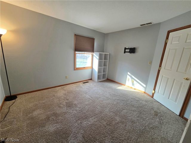 2232 Candlewood Drive, Avon, OH 44011