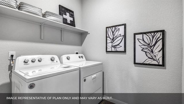 812 Pease River WAY, Hutto, TX 78634