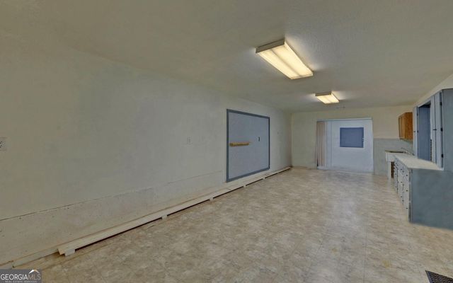 220 Azalea Drive, Hartwell, GA 30643