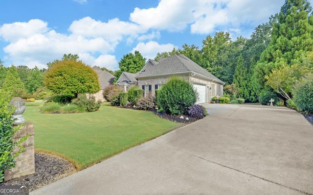 220 Azalea Drive, Hartwell, GA 30643