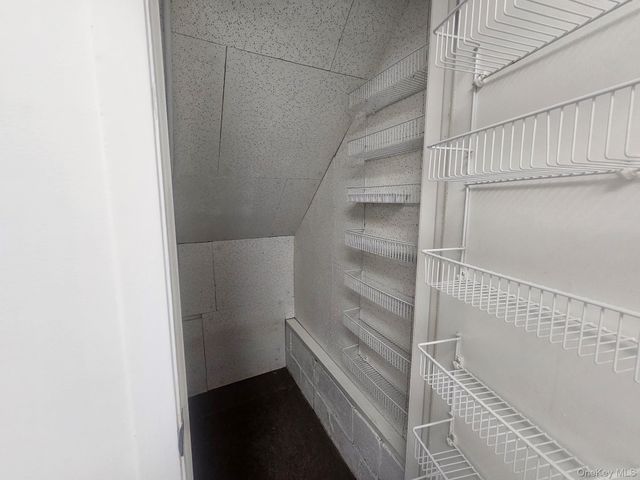 804 Hampshire Road, Bay Shore, NY 11706