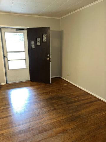 606 E 10th Street, Houston, TX 77008