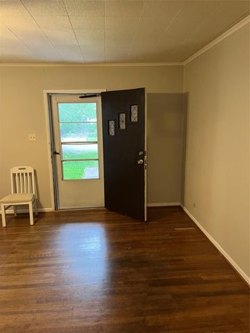 606 E 10th Street, Houston, TX 77008