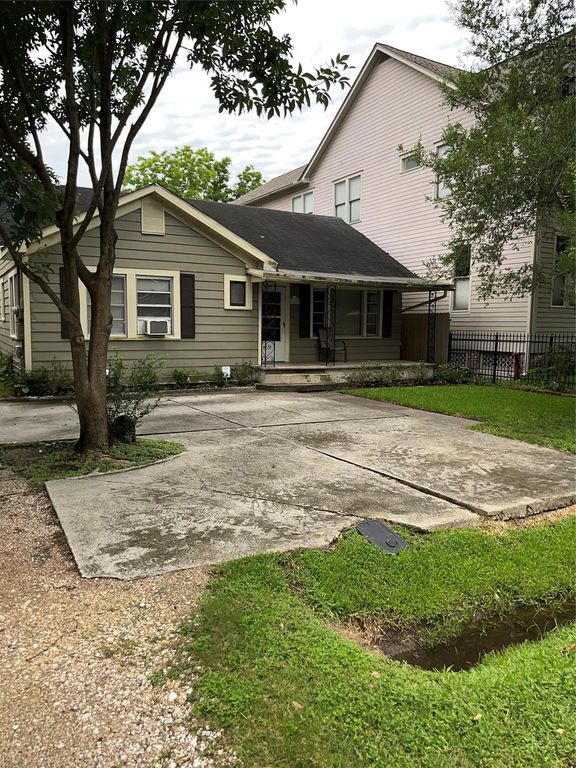 606 E 10th Street, Houston, TX 77008