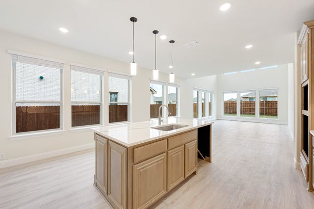 1012 River Oaks Drive, Godley, TX 76044