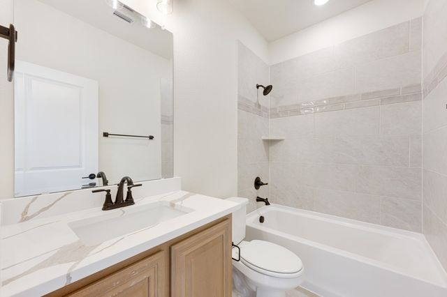 1012 River Oaks Drive, Godley, TX 76044