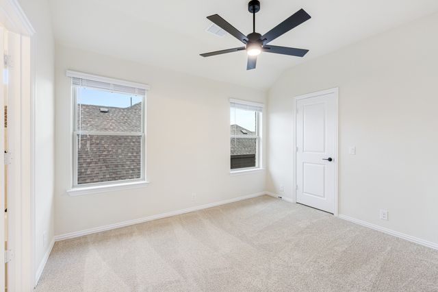 1012 River Oaks Drive, Godley, TX 76044
