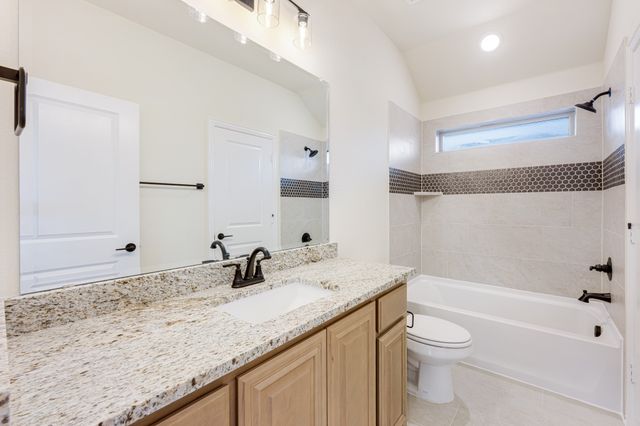 1012 River Oaks Drive, Godley, TX 76044