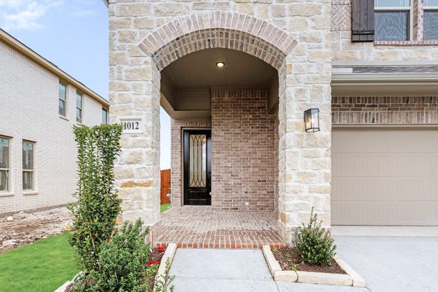 1012 River Oaks Drive, Godley, TX 76044