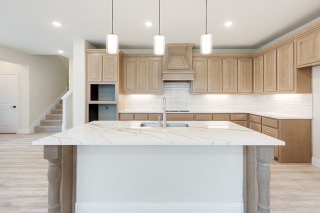 1012 River Oaks Drive, Godley, TX 76044