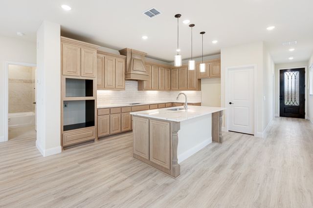 1012 River Oaks Drive, Godley, TX 76044