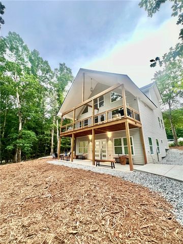 100 Deerwood Drive, Westminster, SC 29693