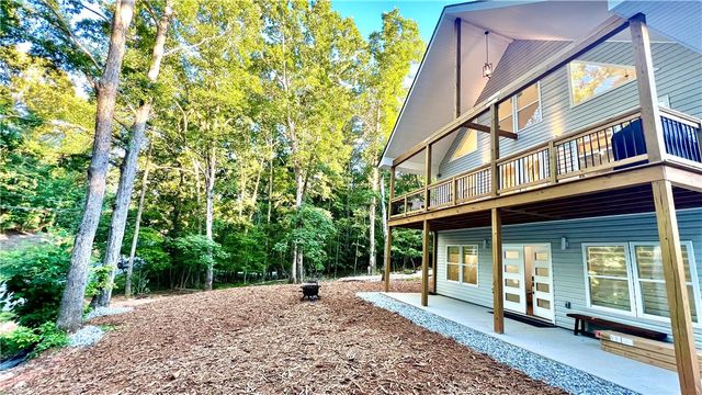 100 Deerwood Drive, Westminster, SC 29693