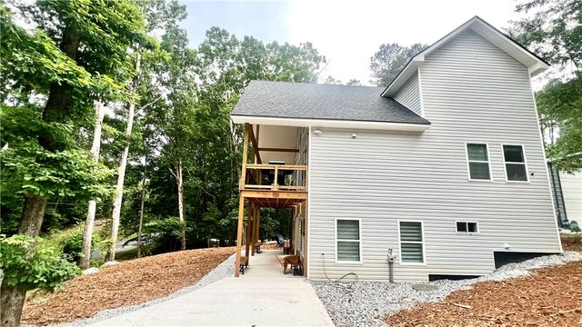 100 Deerwood Drive, Westminster, SC 29693