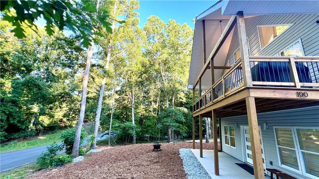 100 Deerwood Drive, Westminster, SC 29693