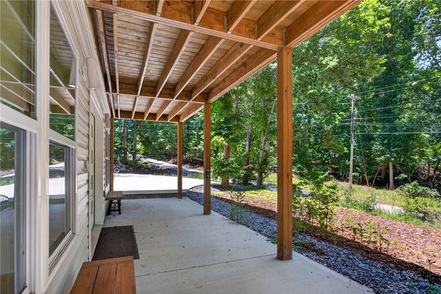100 Deerwood Drive, Westminster, SC 29693