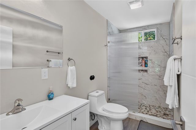 100 Deerwood Drive, Westminster, SC 29693