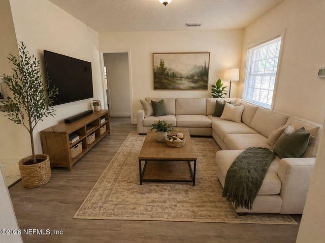 822 E 60TH Street, Jacksonville, FL 32208