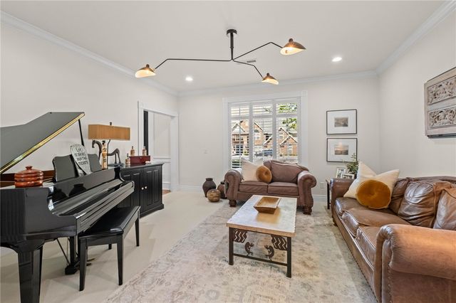 3 S Sherwood Drive, Rogers, AR 72758