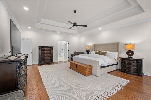 3 S Sherwood Drive, Rogers, AR 72758