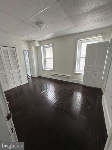 110 E TABOR RD, Philadelphia, PA 19120