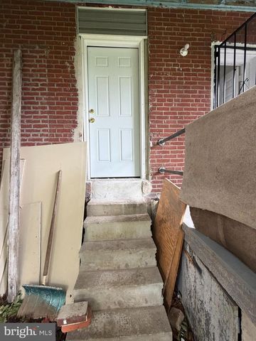 110 E TABOR RD, Philadelphia, PA 19120
