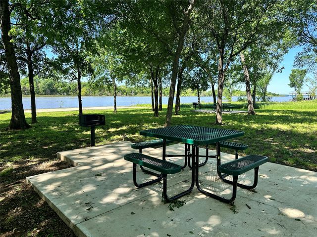 Lot 19 Lake Ridge Drive, Streetman, TX 75859