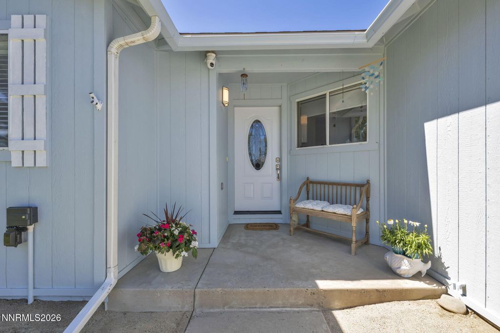 Image 5 of property listing at 1331 Victoria Drive, Gardnerville, NV 89460
