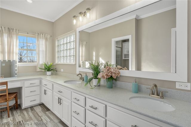 2301 Park Ridge Way, Van Buren, AR 72956