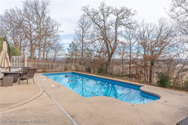 2301 Park Ridge Way, Van Buren, AR 72956