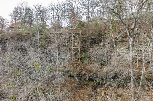 2301 Park Ridge Way, Van Buren, AR 72956