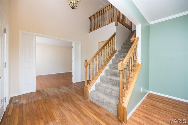 999 Reddington Oaks Court, St Charles, MO 63304