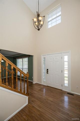 999 Reddington Oaks Court, St Charles, MO 63304