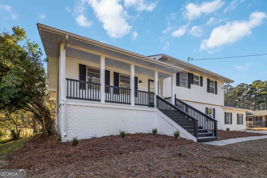 1535 Lake Jodeco Road, Jonesboro, GA 30236