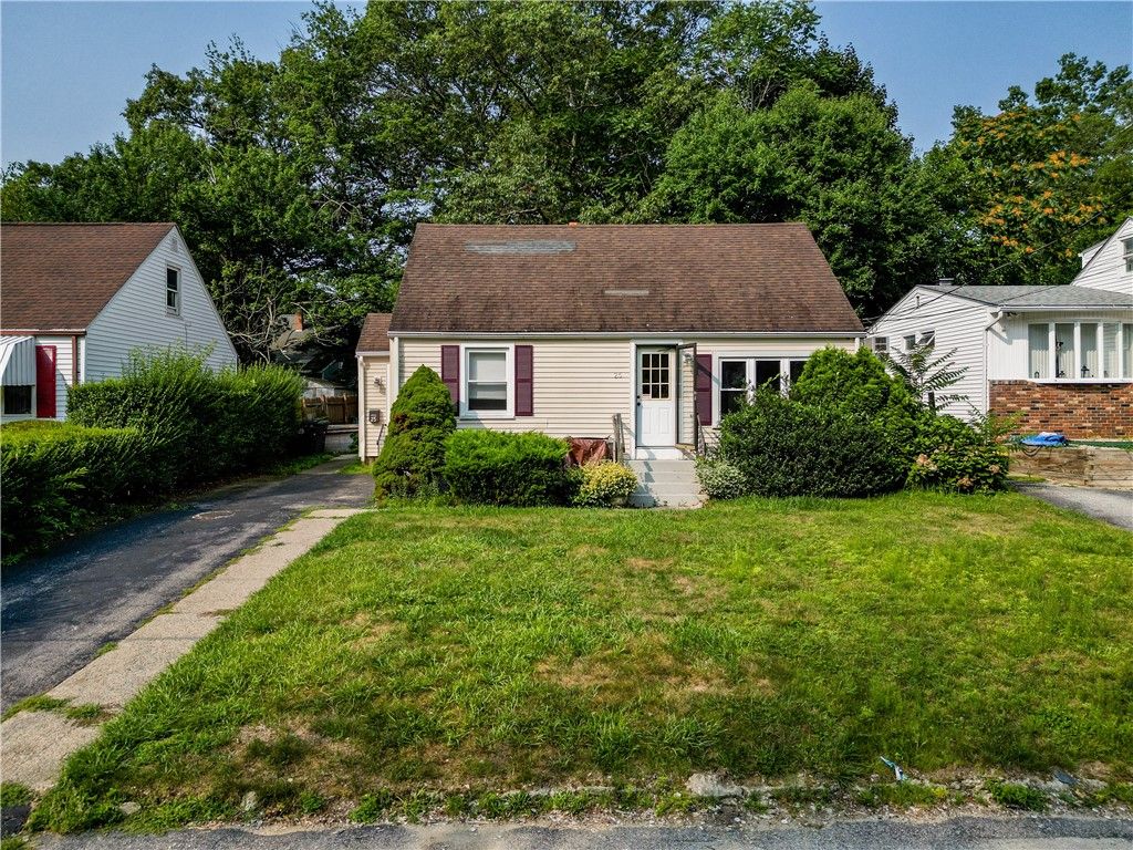 25 Patton Street, Coventry, RI 02816