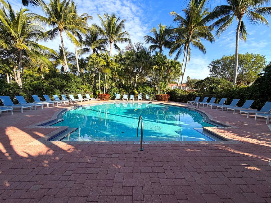 7407 Briella Drive, Boynton Beach, FL 33437