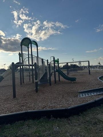 1210 PORT BLUE WAY, Lady Lake, FL 32159