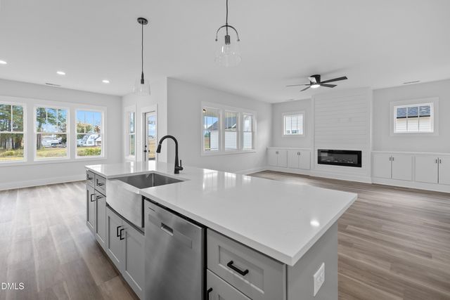 4404 Fairhaven W Drive, Wilson, NC 27893