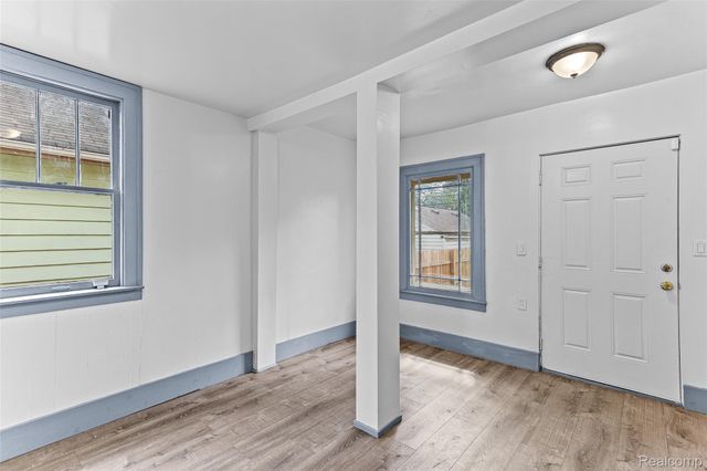 20 Hill Street, River Rouge, MI 48218