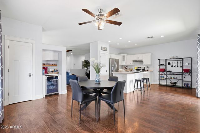 6635 W EL CORTEZ Place, Phoenix, AZ 85083