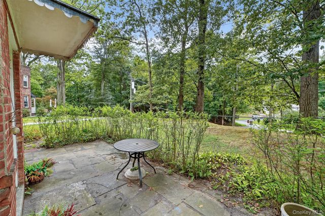 64 Pinewood Road TB, Hartsdale, NY 10530