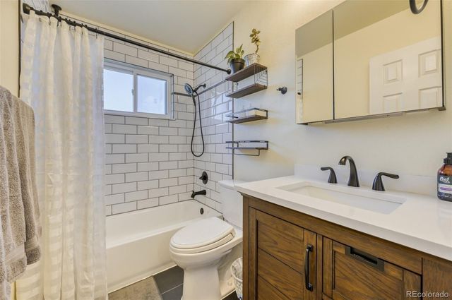 7309 W Hampden Avenue 6604, Lakewood, CO 80227