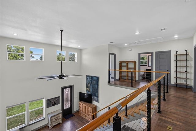 612 Kontiki Drive, Tool, TX 75143