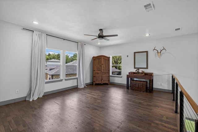 612 Kontiki Drive, Tool, TX 75143