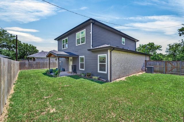 612 Kontiki Drive, Tool, TX 75143