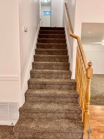 845 S APPLE GROVE LN, Pleasant Grove, UT 84062