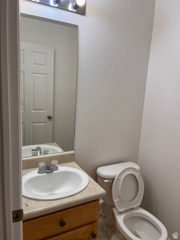 845 S APPLE GROVE LN, Pleasant Grove, UT 84062