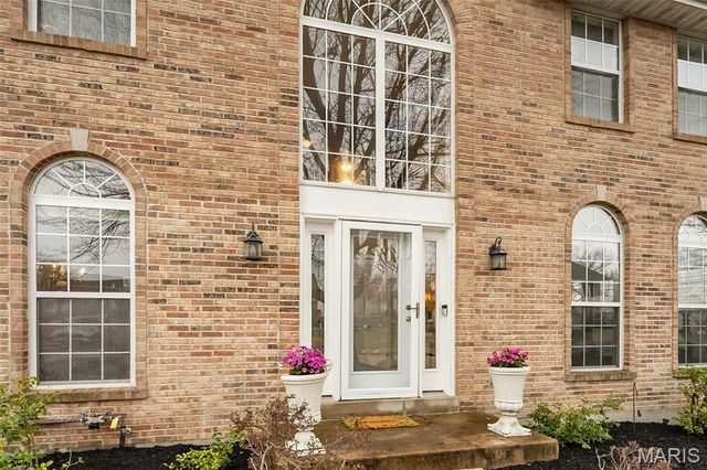 16346 Copperwood Lane, Wildwood, MO 63040